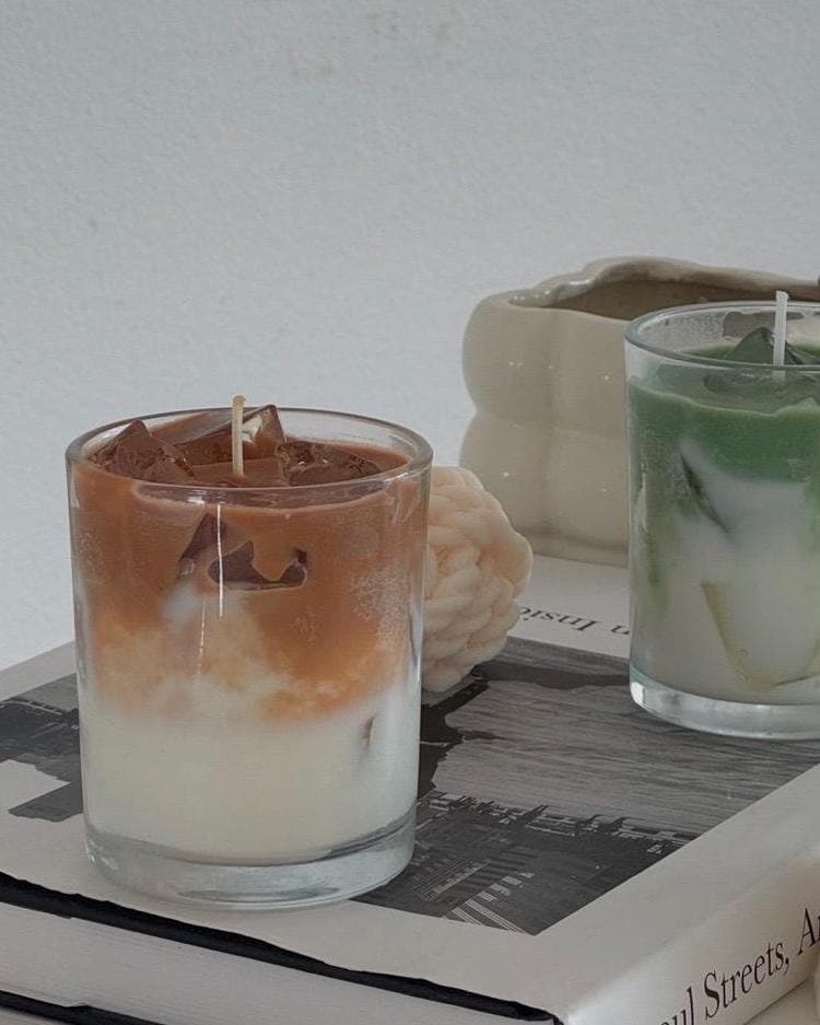Cafe Latte Candle: Hand-Poured Soy Mixed Wax Coffee Scented Candle (etsy image id: 6869554237)